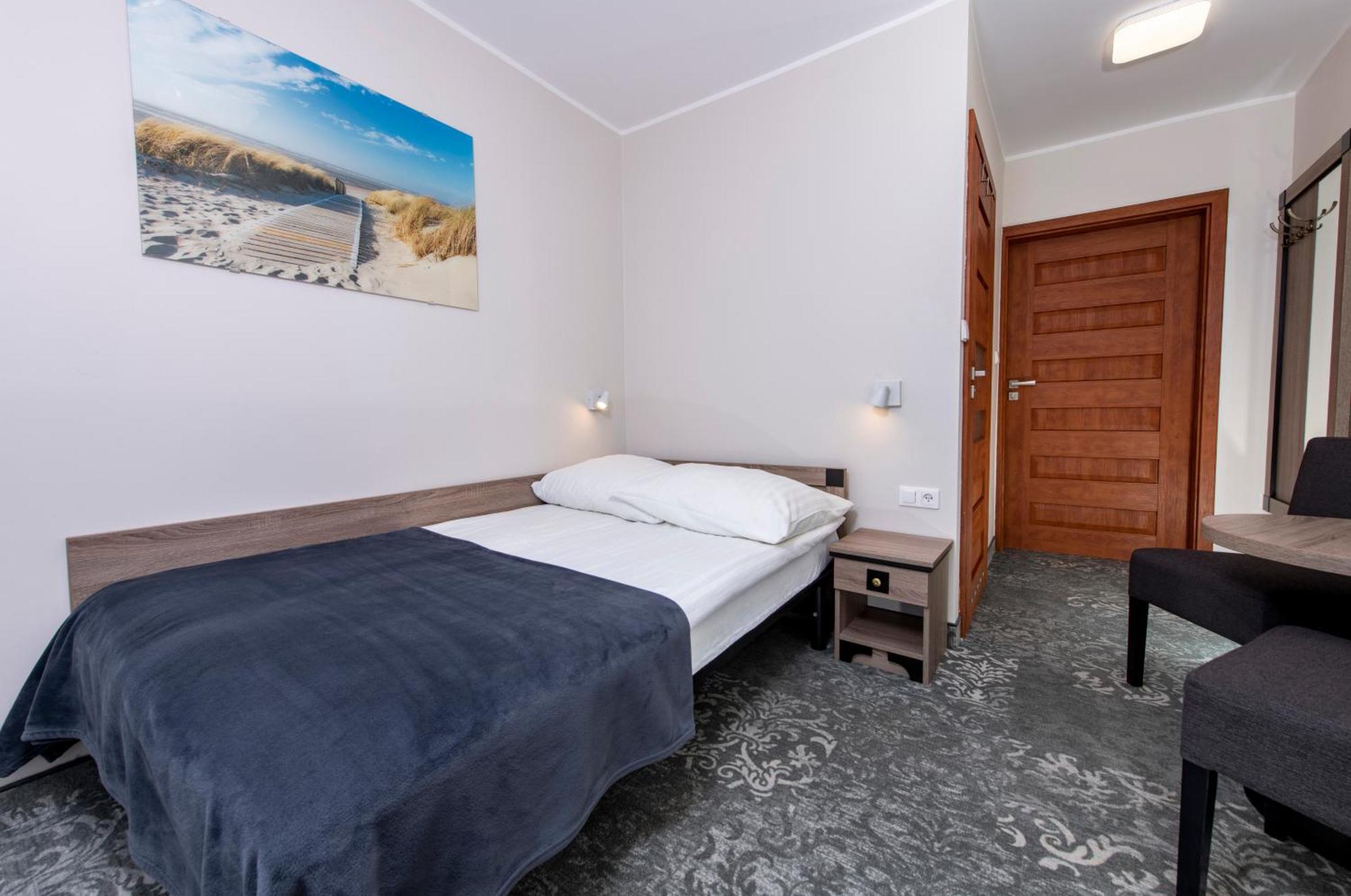 Domki, Apartamenty I Restauracja Wloczega غونسكي المظهر الخارجي الصورة